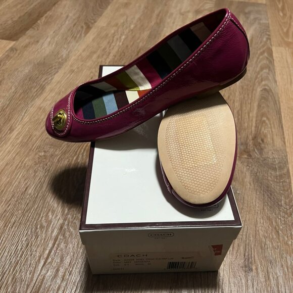 Coach Magenta Turnlock Flats Striped Interior (with Box) - Picture 9 of 12
